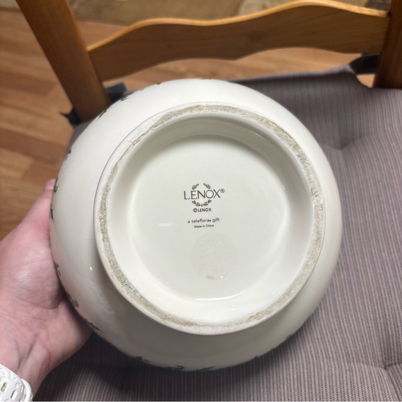 Lenox Holiday Bowl with Holly Design - Cream and Gold - Picture 3 of 5